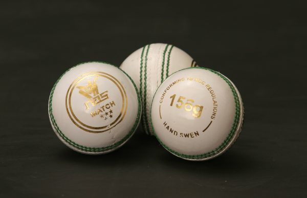 NAS MATCH 135 GRAMS 4 PIECE – Cricket Ball